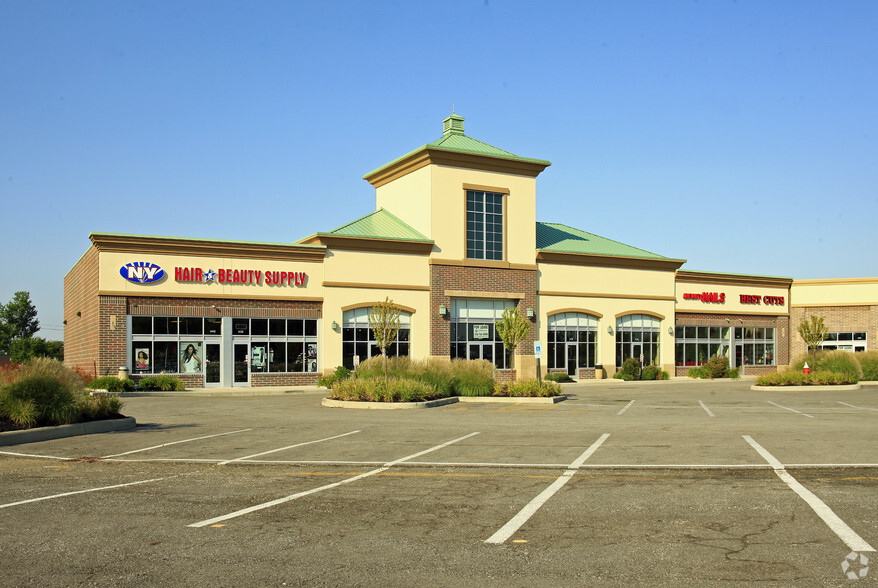 416-448 Northfield Rd, Bedford, OH for sale - Primary Photo - Image 1 of 13