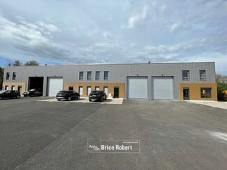 Plus de détails pour Bureau, Local d'activités à louer