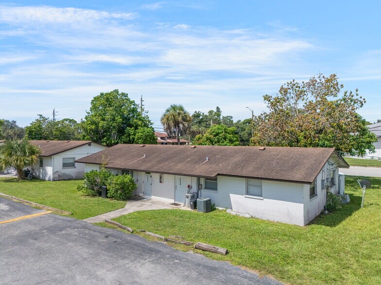 5518 25th St W, Bradenton, FL à vendre - Photo du bâtiment - Image 2 de 16