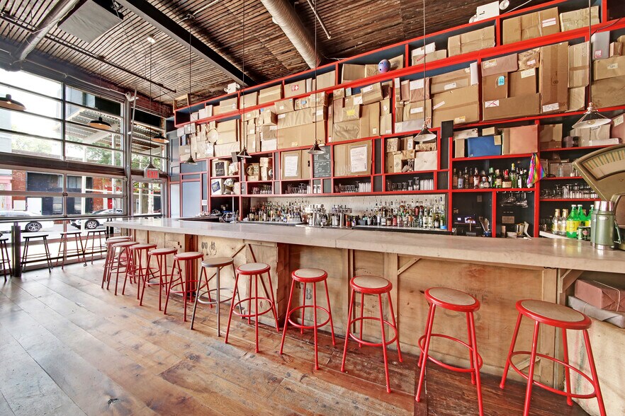 63 Grand St, Brooklyn, NY à louer - Photo du bâtiment - Image 2 de 23