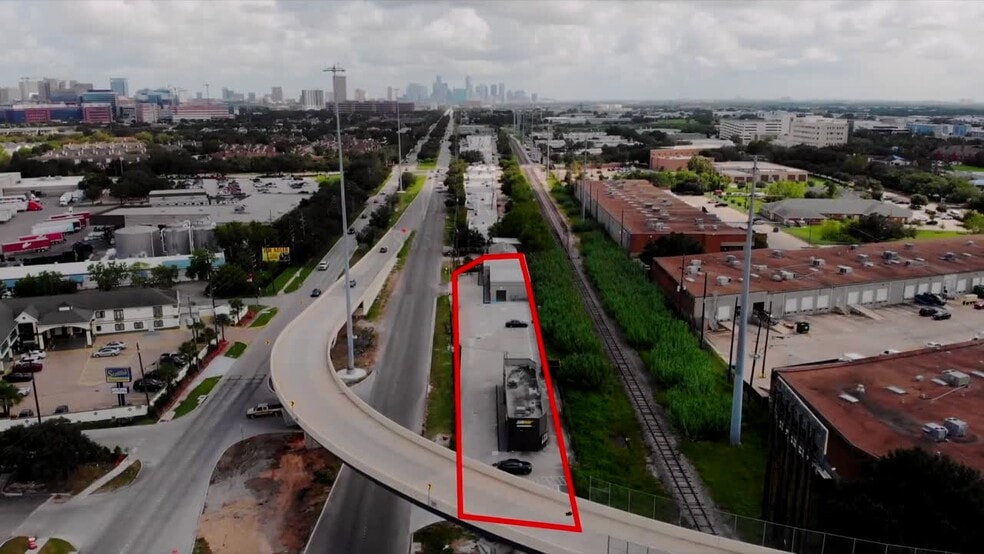 8551 Almeda Rd, Houston, TX for sale - Commercial Listing Video - Image 2 of 14