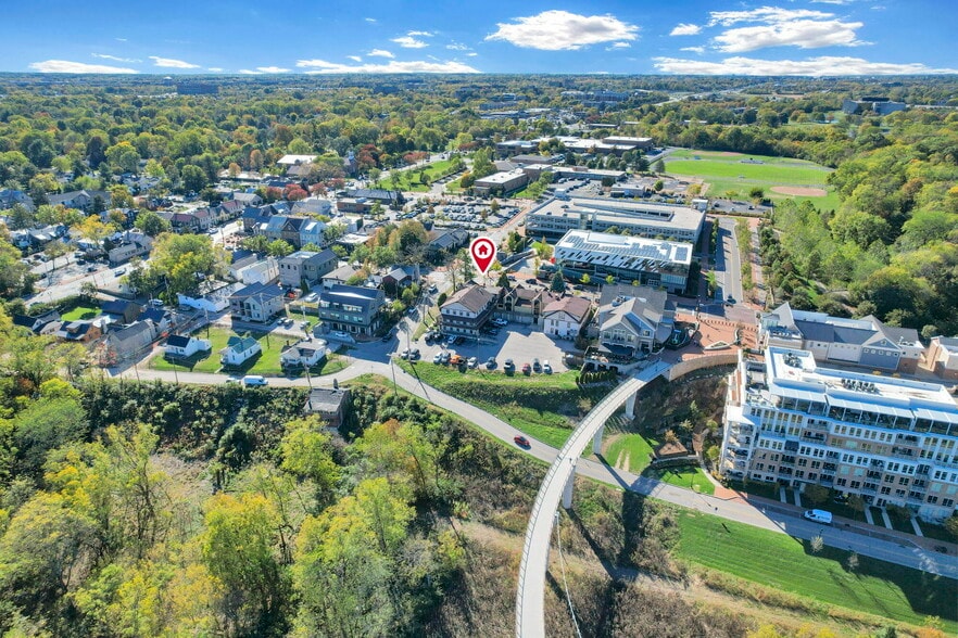 72 N High St, Dublin, OH for lease - Aerial - Image 2 of 7