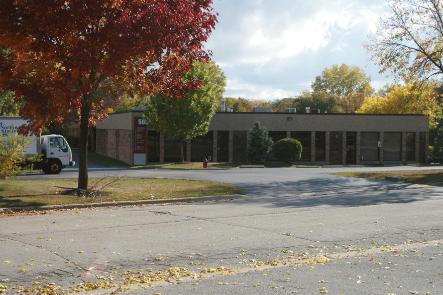 5050 Newport Dr, Rolling Meadows, IL for sale - Building Photo - Image 2 of 5