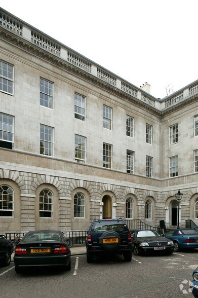 3 Stone, Londres à louer - Photo du bâtiment - Image 2 de 5