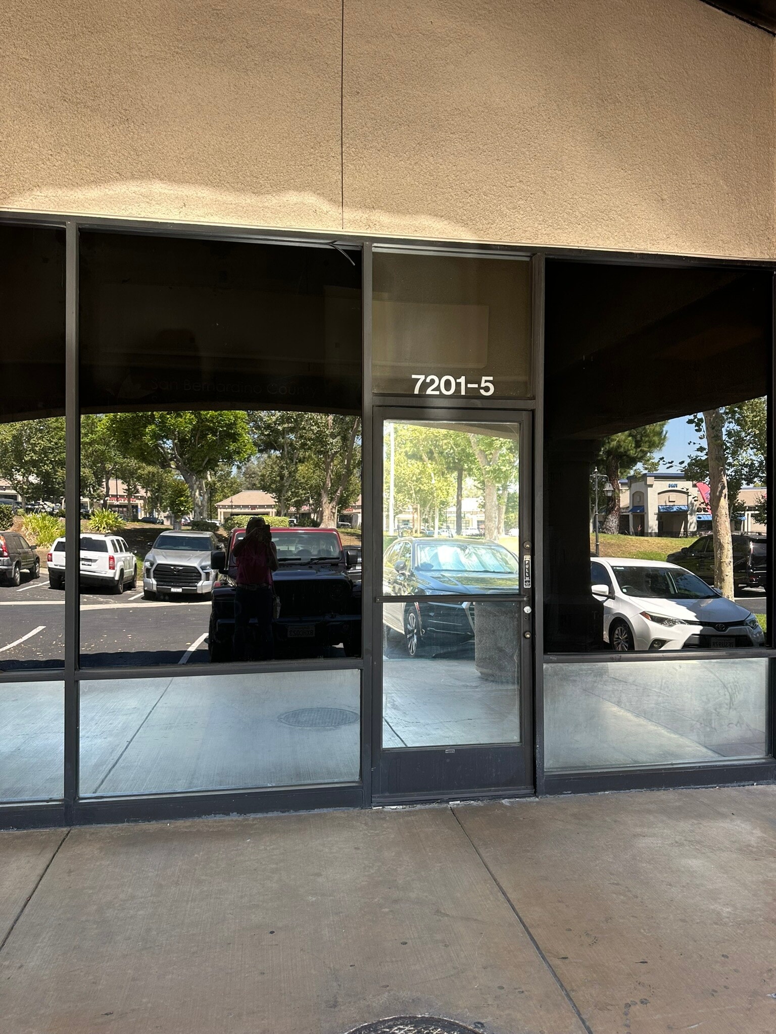 7201 Archibald Ave, Rancho Cucamonga, CA à vendre Photo intérieure- Image 1 de 4