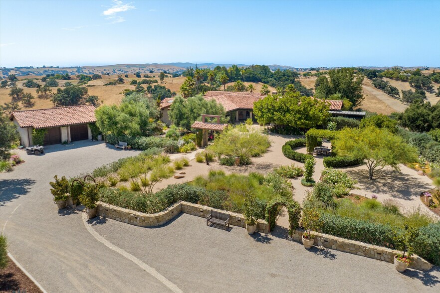 3170 Avenida Caballo, Santa Ynez, CA à vendre - Photo du b timent - Image 2 de 83