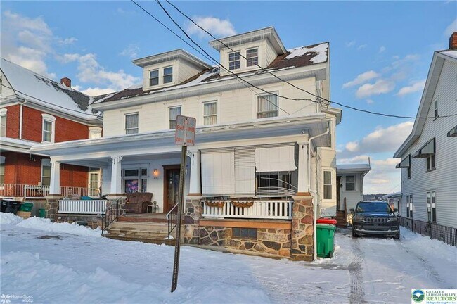 Plus de détails pour 215 N 2nd St, Lehighton, PA - Multi-résidentiel à vendre