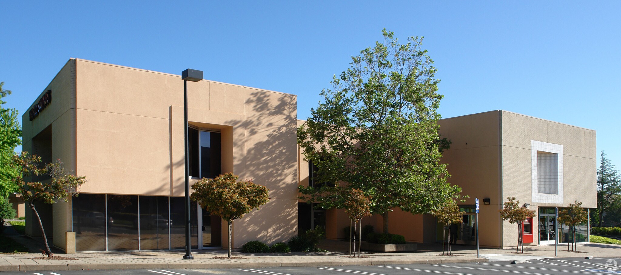 5798 Stoneridge Mall Rd, Pleasanton, CA for lease Building Photo- Image 1 of 4