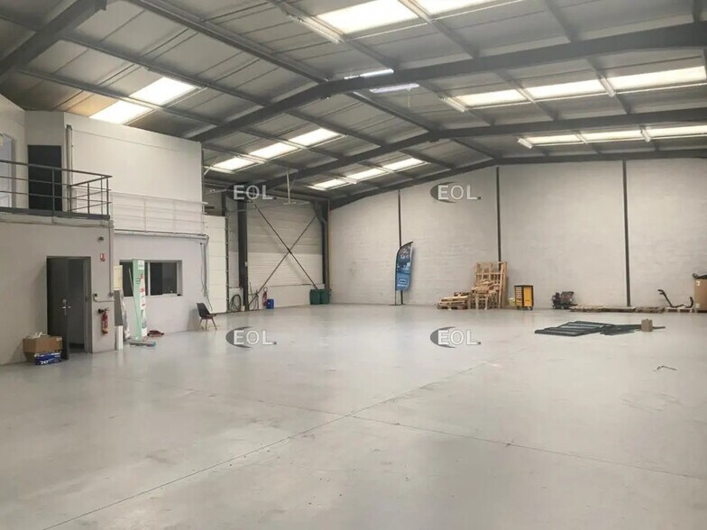 Flex dans Vénissieux à louer - Photo intérieure - Image 3 de 14