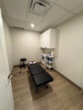 1060 Austin Ave, Coquitlam, BC à louer Photo intérieure- Image 2 de 4