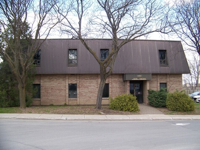 More details for 185 Av du Pacifique, Laval, QC - Office for Sale