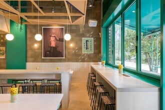 Ash Ave, London for lease Interior Photo- Image 1 of 10