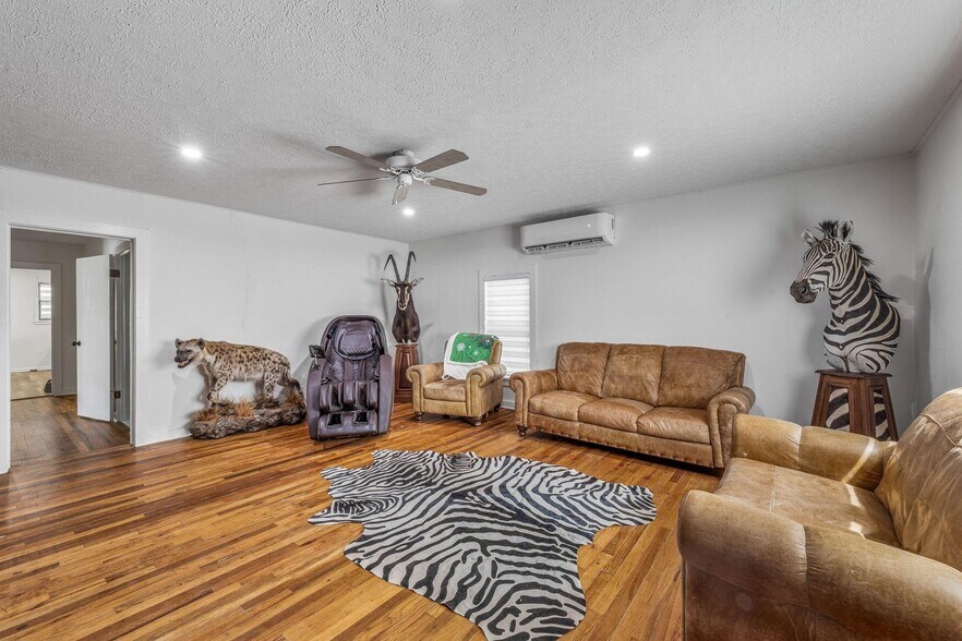 675 County Road 497, Dublin, TX à vendre - Photo du bâtiment - Image 3 de 39