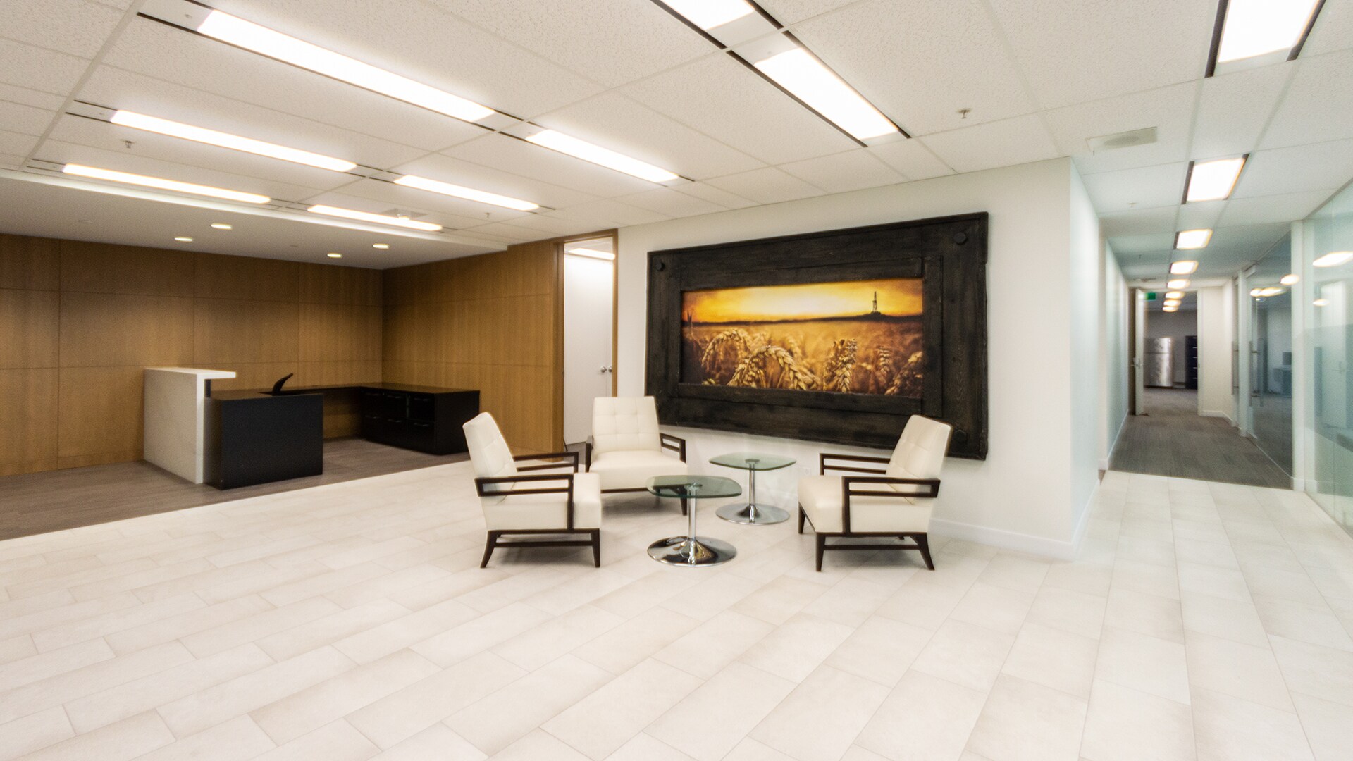 335 8th Ave SW, Calgary, AB à louer Photo intérieure- Image 1 de 7