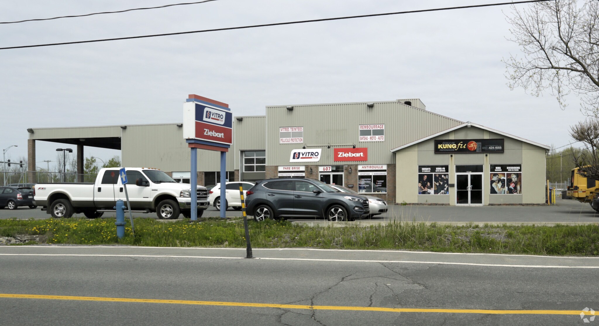 607 Rue Chicoine, Vaudreuil-dorion, QC for sale Primary Photo- Image 1 of 1