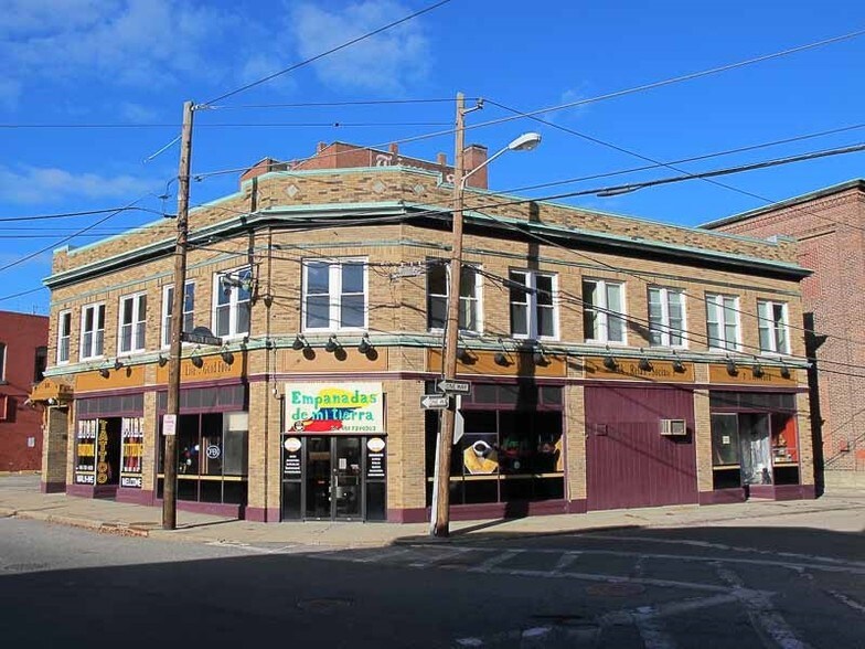 31-33 Summer St, Pawtucket, RI for sale - Building Photo - Image 2 of 27