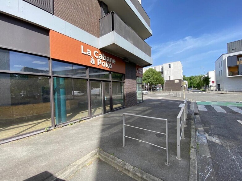 24 Avenue D'Andromede, Blagnac à louer - Photo du bâtiment - Image 3 de 9