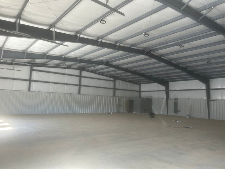 4028 Kings Mountain Hwy, Bessemer City, NC for lease - Building Photo - Image 2 of 7