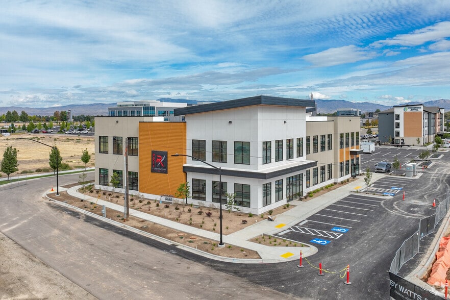 1350 Rackham way, Meridian, ID for lease - Building Photo - Image 2 of 4