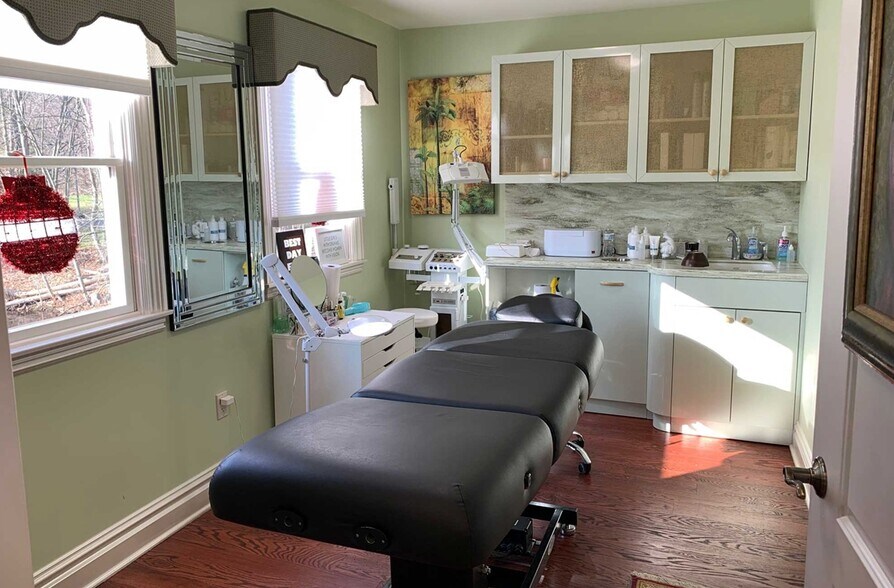 23 Danbury Rd, Wilton, CT à vendre - Photo intérieure - Image 3 de 12