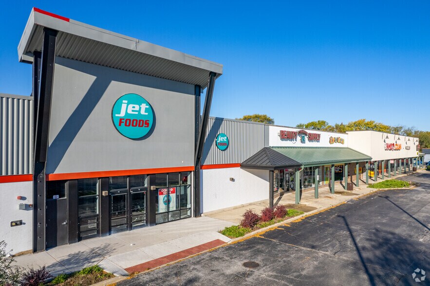 94-120 S Orchard Dr, Park Forest, IL à vendre - Photo du bâtiment - Image 3 de 9