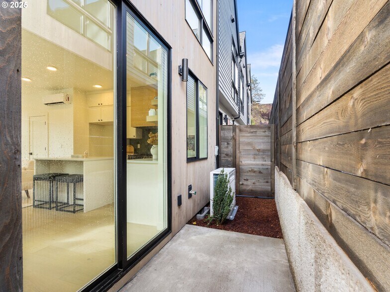 1911 Broadway St, Vancouver, WA à vendre - Photo du bâtiment - Image 3 de 25