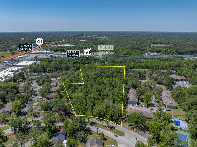 965 Candlelight Blvd, Brooksville, FL à vendre - Photo du bâtiment - Image 1 de 12