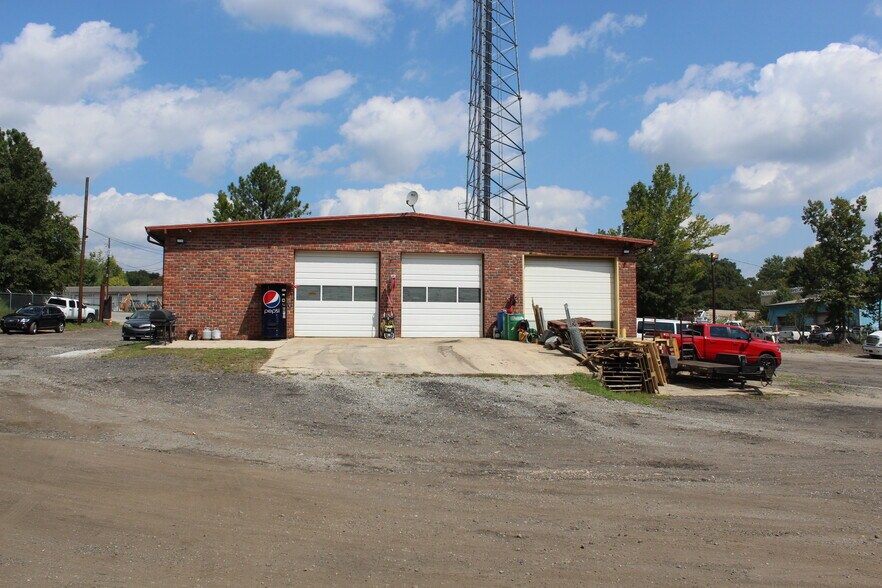 6522 Landrum Ln, Union City, GA à vendre - Photo du bâtiment - Image 2 de 12