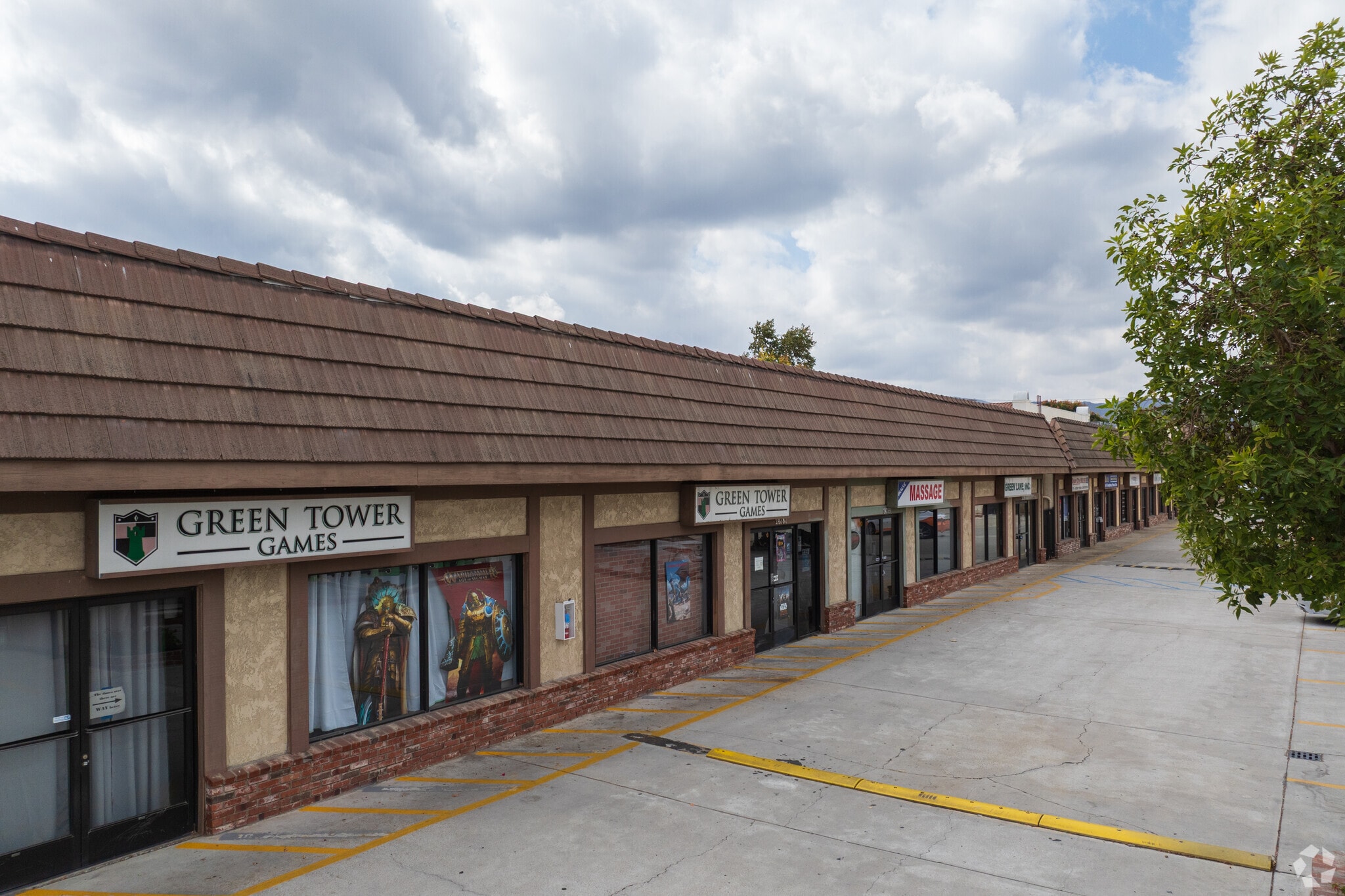 24777-24890 Apple St, Newhall, CA for lease Primary Photo- Image 1 of 16