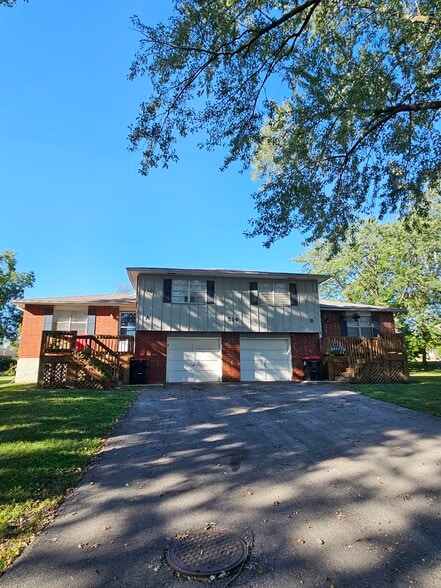 514 NE Florence Ave, Lee's Summit, MO for sale - Primary Photo - Image 1 of 1