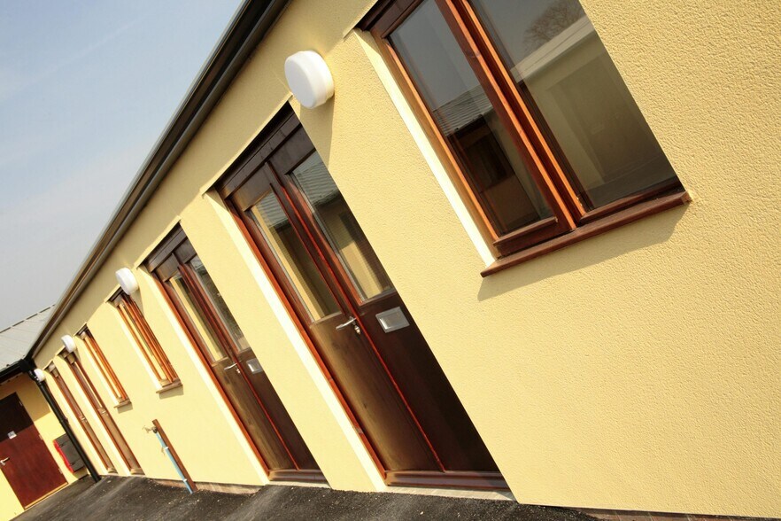 Warpsgrove Ln, Chalgrove à louer - Photo du bâtiment - Image 2 de 3