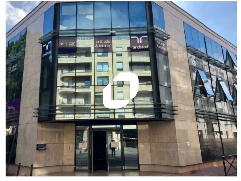 Flex dans Levallois-Perret à louer - Photo du bâtiment - Image 1 de 3