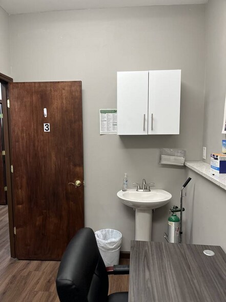 574 Schenectady Ave, Brooklyn, NY à louer - Photo du bâtiment - Image 2 de 14