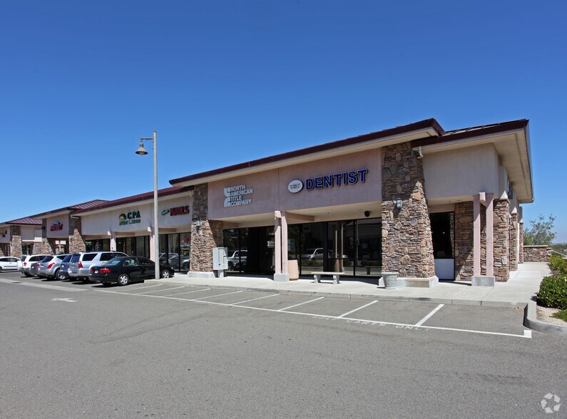 1500-1520 Del Webb Blvd, Lincoln, CA à louer - Photo du bâtiment - Image 2 de 5