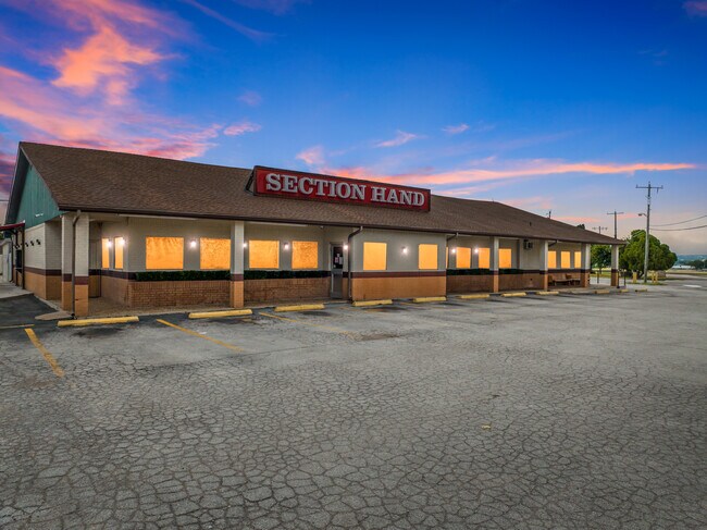 Plus de détails pour 4412 Hwy 377, Brownwood, TX - Commerce de détail à vendre