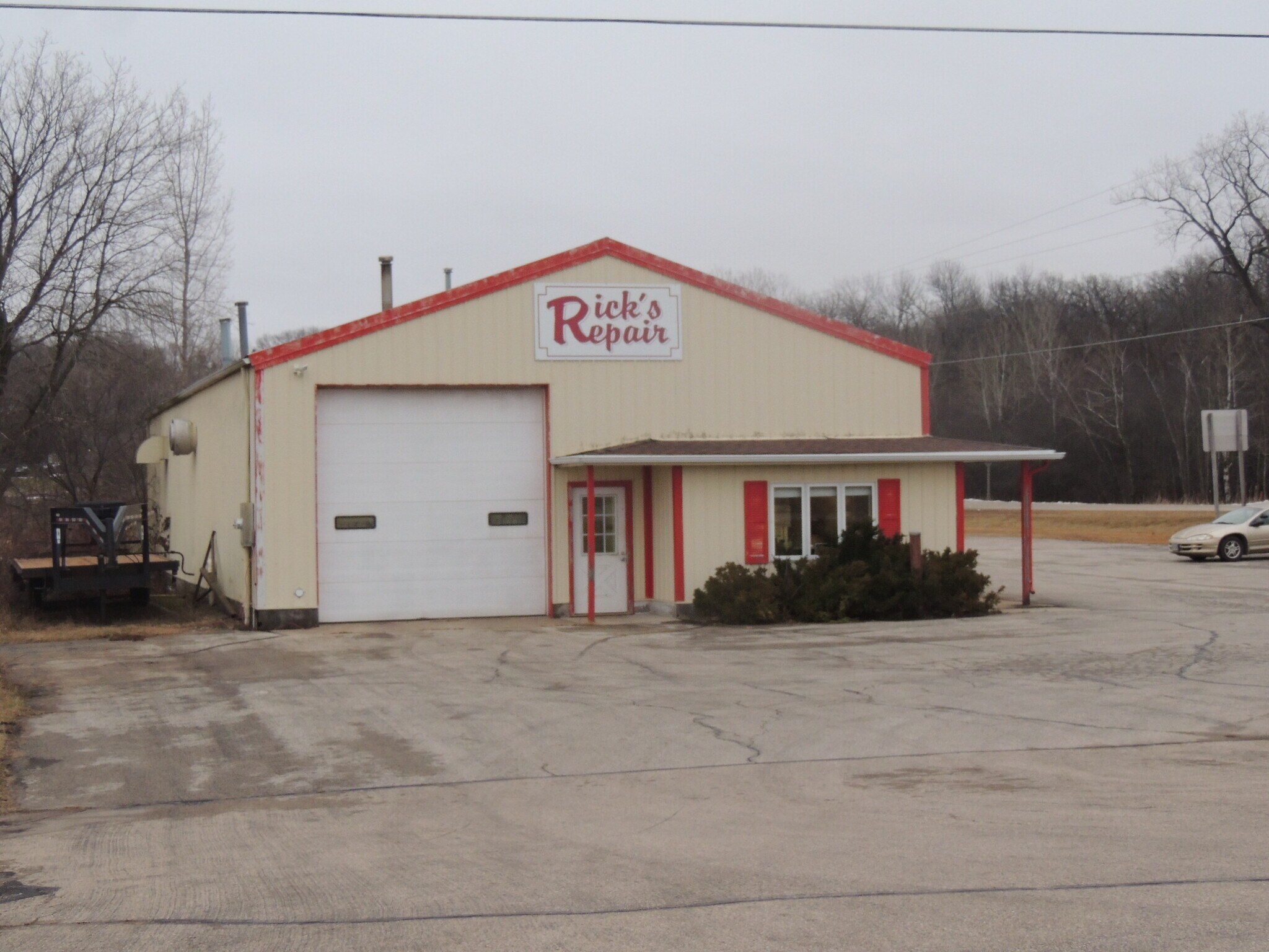 8500 S Loop Rd, Larsen, WI for sale Primary Photo- Image 1 of 27