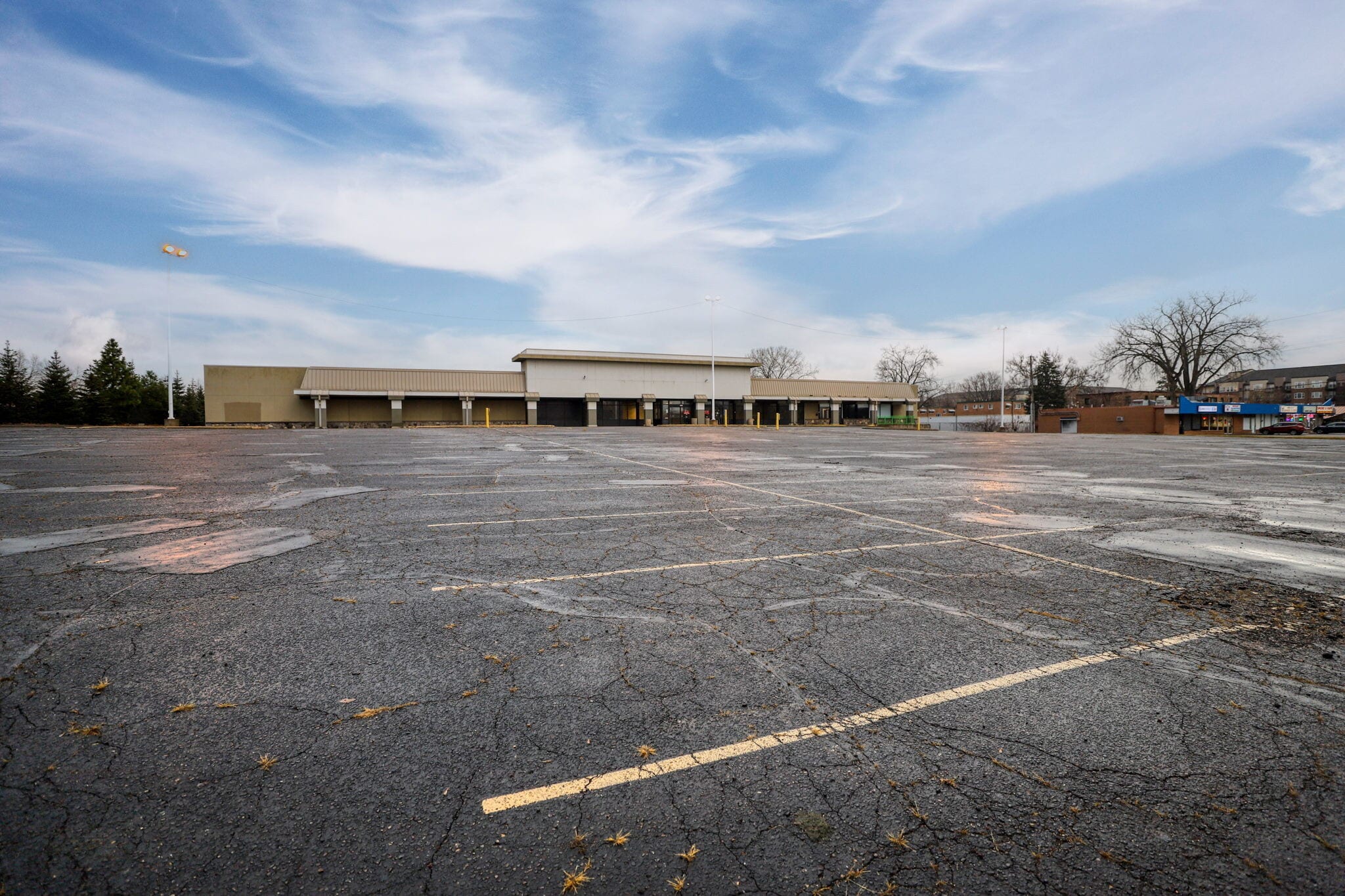 2201-2261 37th Ave NE, Columbia Heights, MN à louer Photo du bâtiment- Image 1 de 6