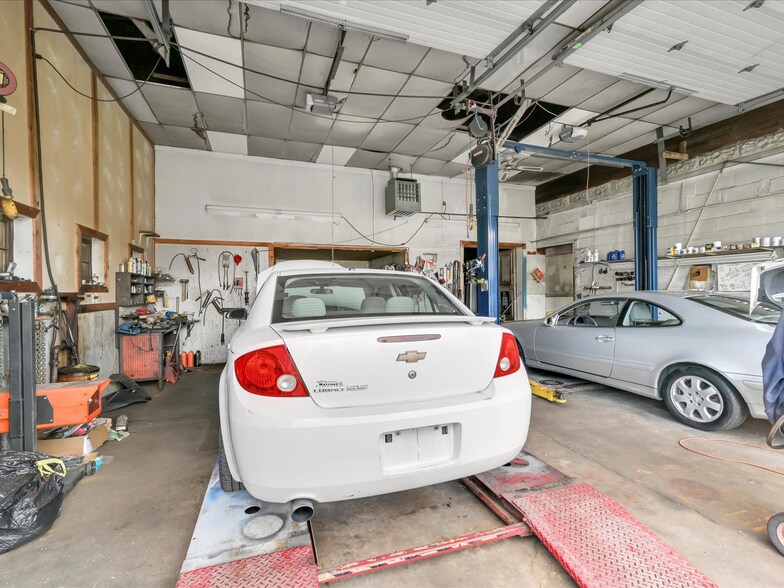 39 E Walnut St, Ashland, PA à vendre - Photo du bâtiment - Image 3 de 8