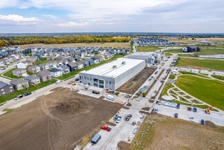 Plus de détails pour 1120 NE Station Xing, Grimes, IA - Bureau, Bureau/Commerce de détail à louer
