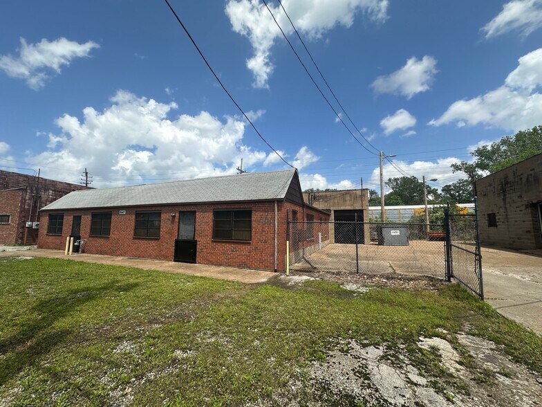 8447 Wabash Ave, Saint Louis, MO à vendre - Photo du bâtiment - Image 3 de 5