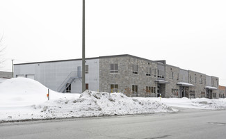 Plus de détails pour 1100-1116 Rue Armand-Bombardier, Terrebonne, QC - Industriel à vendre