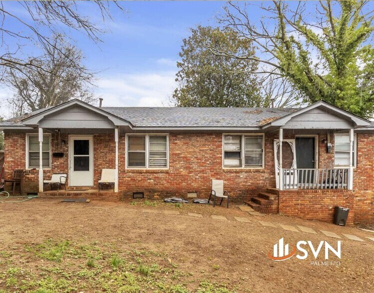 664-666 S Liberty St, Spartanburg, SC à vendre - Photo du bâtiment - Image 2 de 4