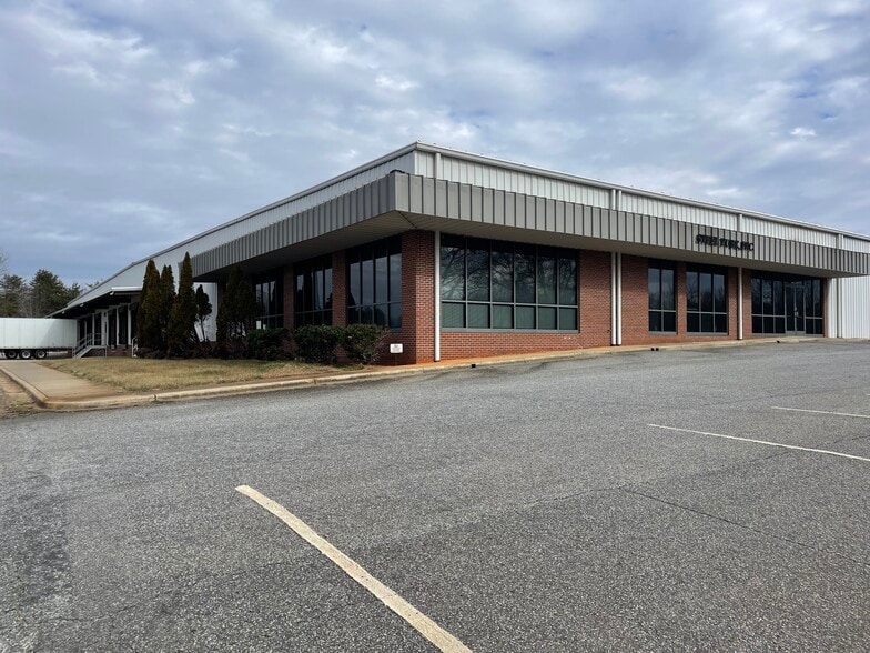 170 Marble Rd, Statesville, NC for sale - Building Photo - Image 1 of 4
