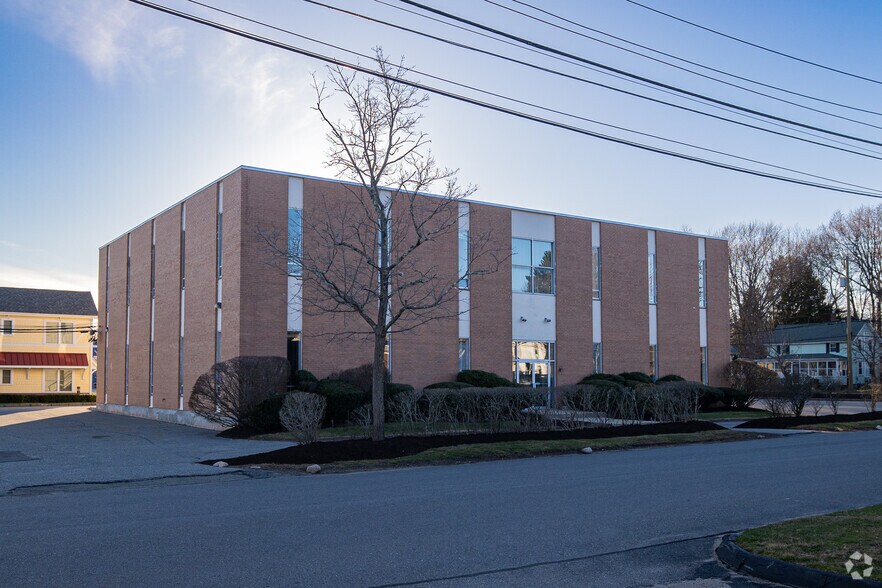 1-3 Deangelo Dr, Bedford, MA à louer - Photo principale - Image 1 de 9