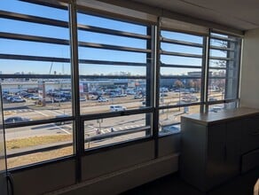 185 Alewife Brook Pky, Cambridge, MA for lease Building Photo- Image 1 of 12