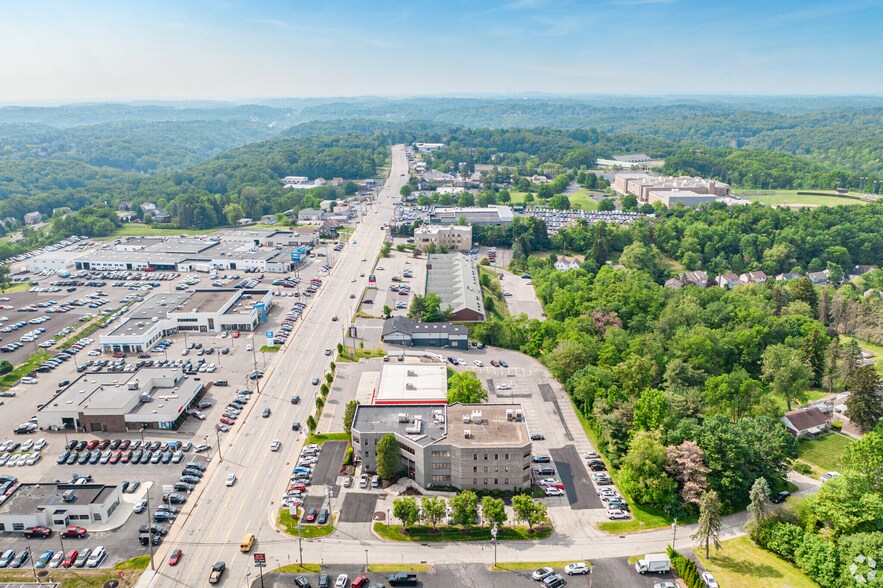 10475 Perry Hwy, Wexford, PA à louer - Photo du bâtiment - Image 2 de 16