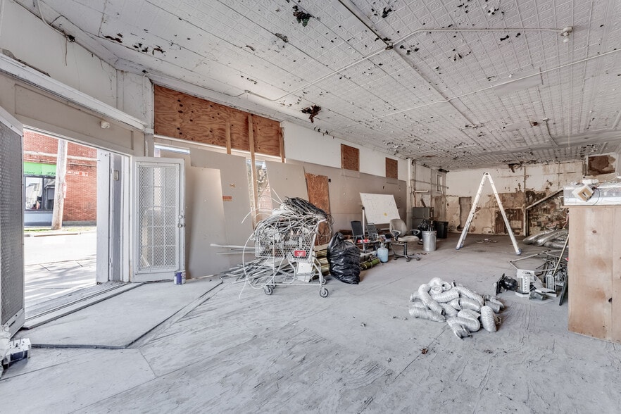 500 W Commercial St, Springfield, MO for sale - Building Photo - Image 3 of 37