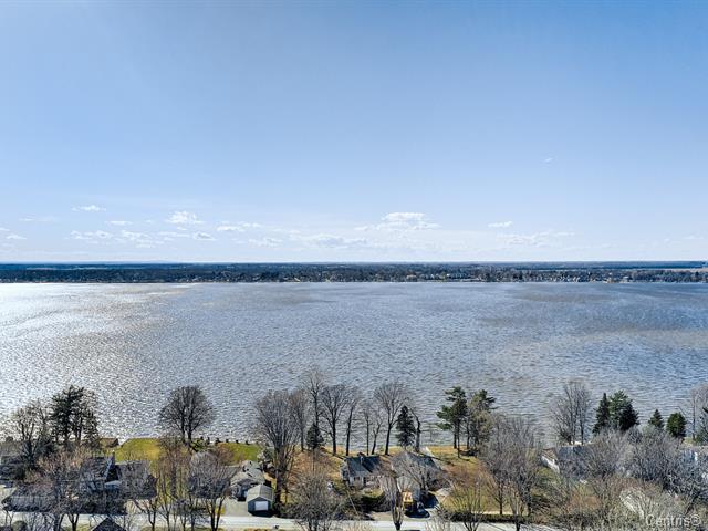 15e Avenue E., Venise-en-quebec, QC à vendre Photo principale- Image 1 de 1