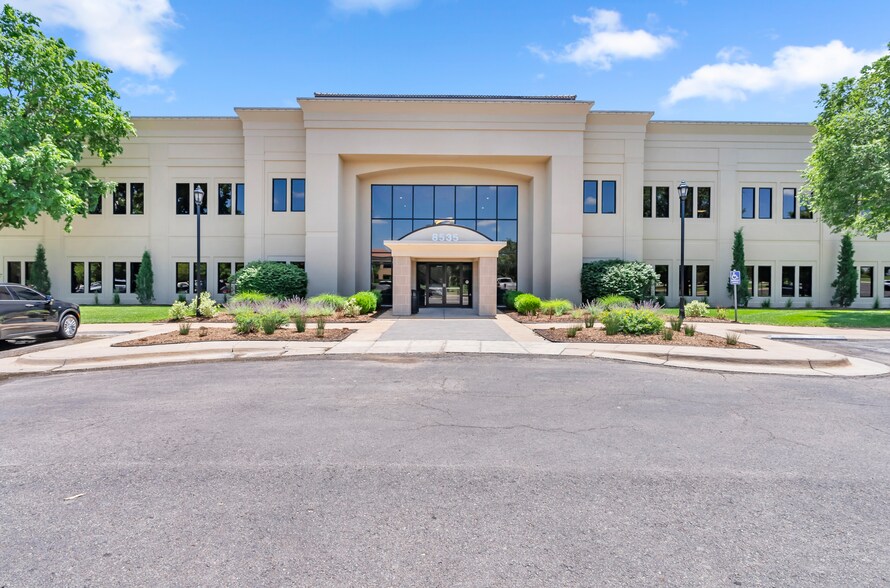 8535 E 21st St, Wichita, KS à vendre - Photo du bâtiment - Image 2 de 2