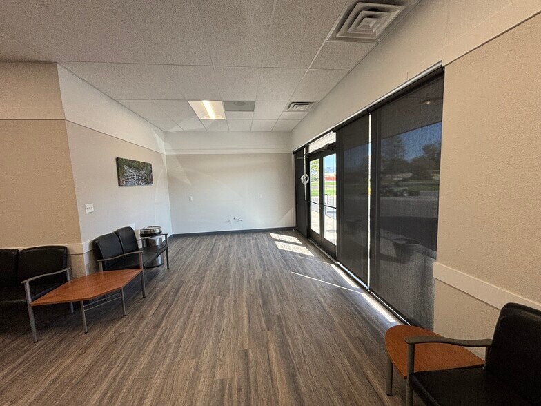 2503 Foresight Cir, Grand Junction, CO à vendre - Photo du bâtiment - Image 2 de 7